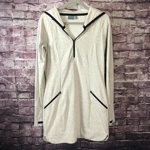 Athleta cream sweatshirt dress with hood